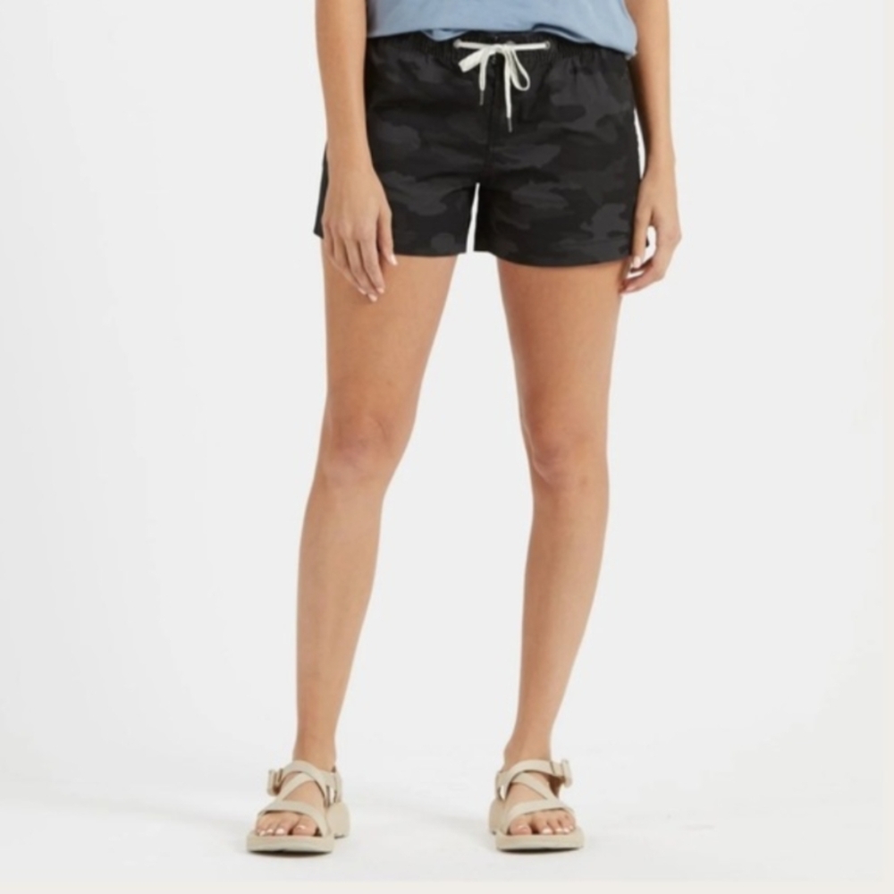 Vuori Ripstop Shorts Women's Charcoal Camo Large